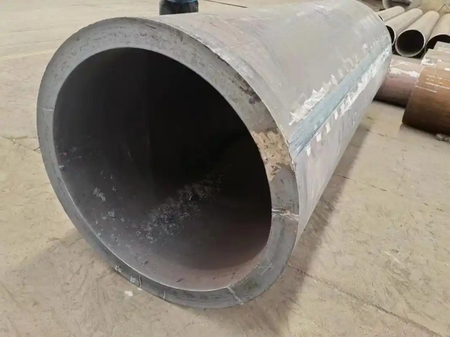 施甸30CrMo大口径无缝钢管